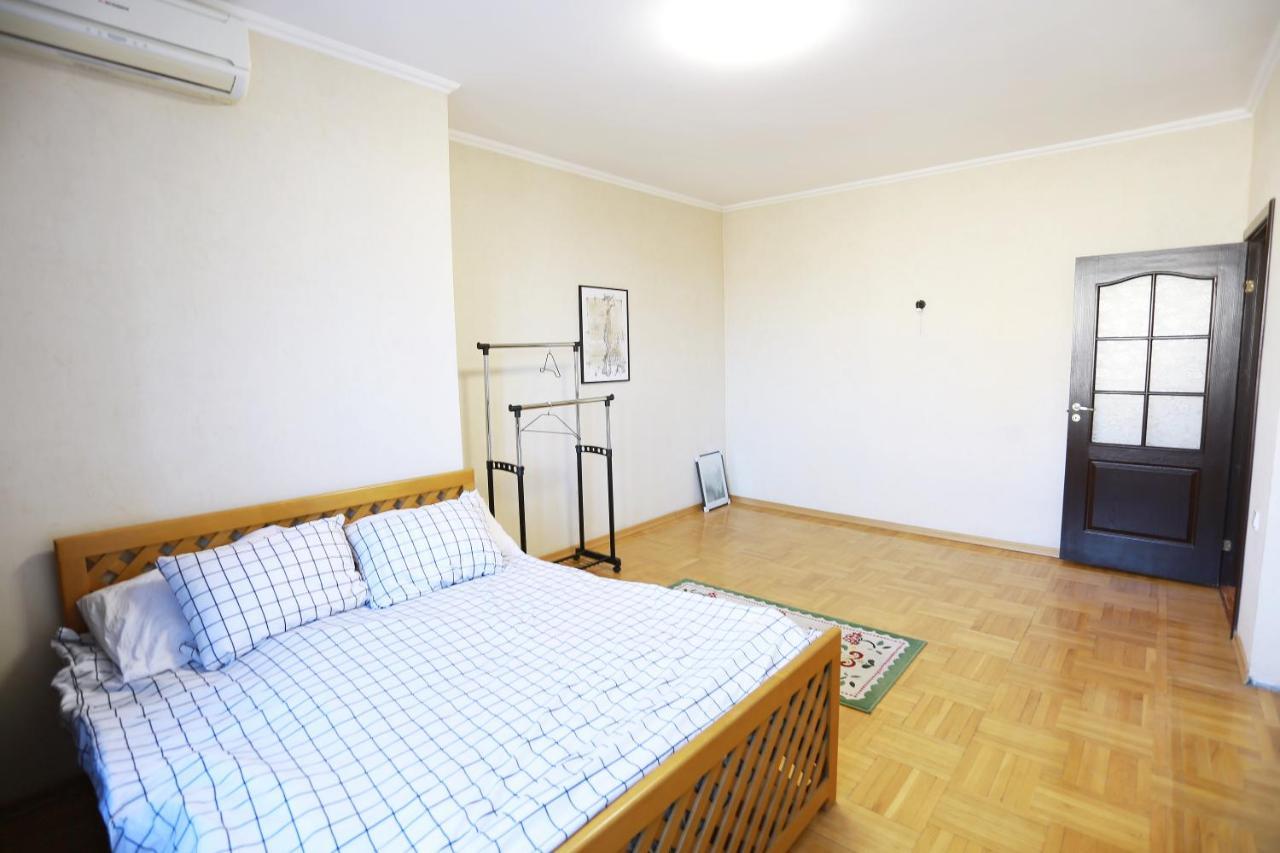City Garden Apartments Є Інтернет Без Світла Odessa Eksteriør billede